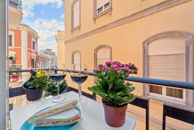 Hometolove Marina Cagliari Dış mekan fotoğraf